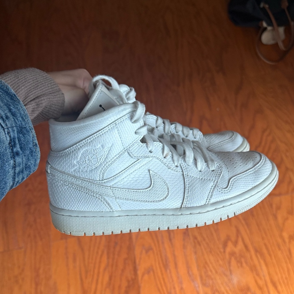 White Nike Air Jordan’s